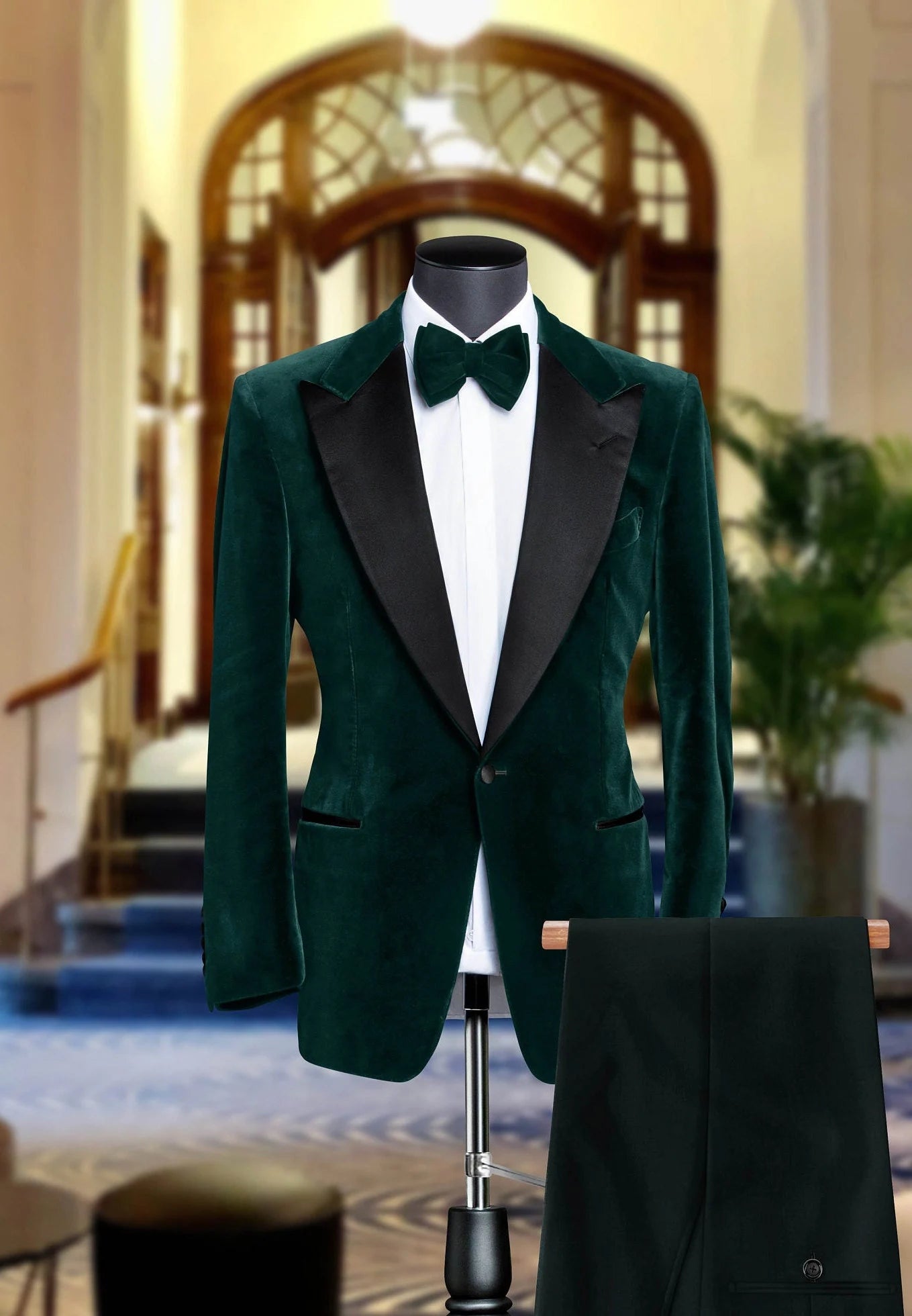 Luxurious  Green Velvet Dinner Jacket for Men